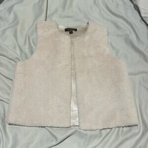 Imoga 5 cream faux fur vest with faux leather lining in metallic euc like new